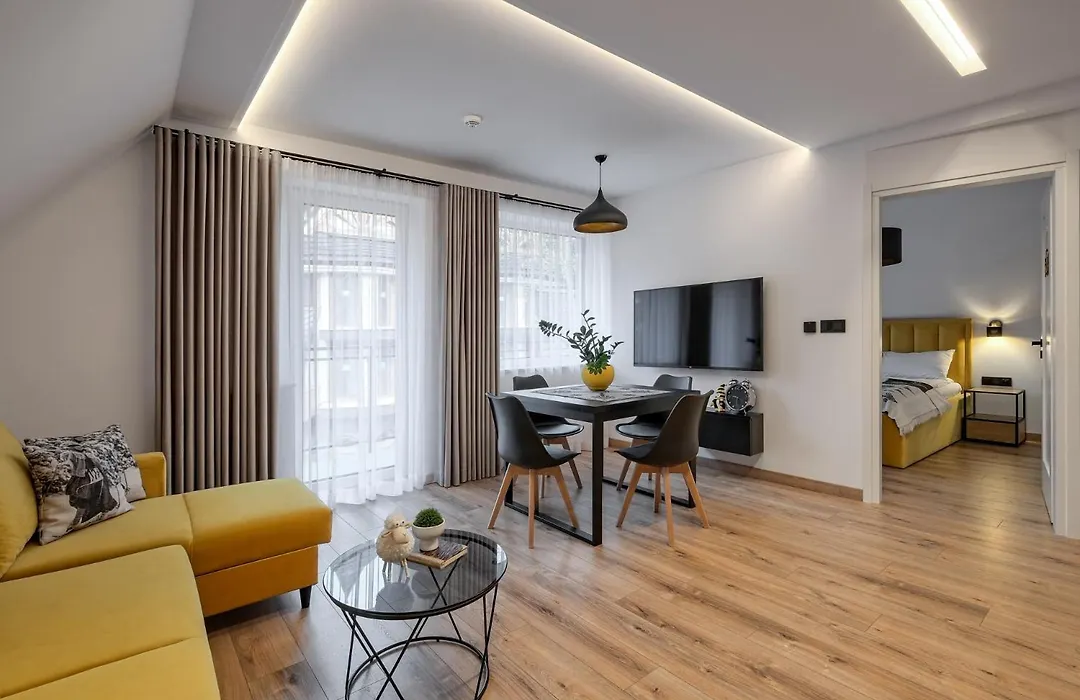 Apartamenty w CENTRUM Górski Kryształ-1
